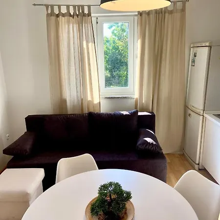 Cozy 2 Apartment *